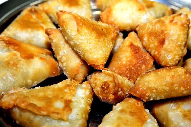 Χορτοπιτάκια-Μυζηθροπιτάκια